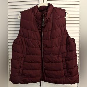GAP Plum Puffer Vest w/ Zipper LIKE NEW